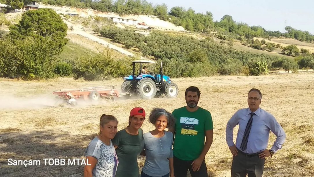 Türkiye Odalar Ve Borsalar Birliği MTAL Tarım Lisemiz Okul Veli İşbirliğinde 5 Dönüm Arazide Ata Tohumu Siyez Buğdayı Ekimi Gerçekleştirdi.