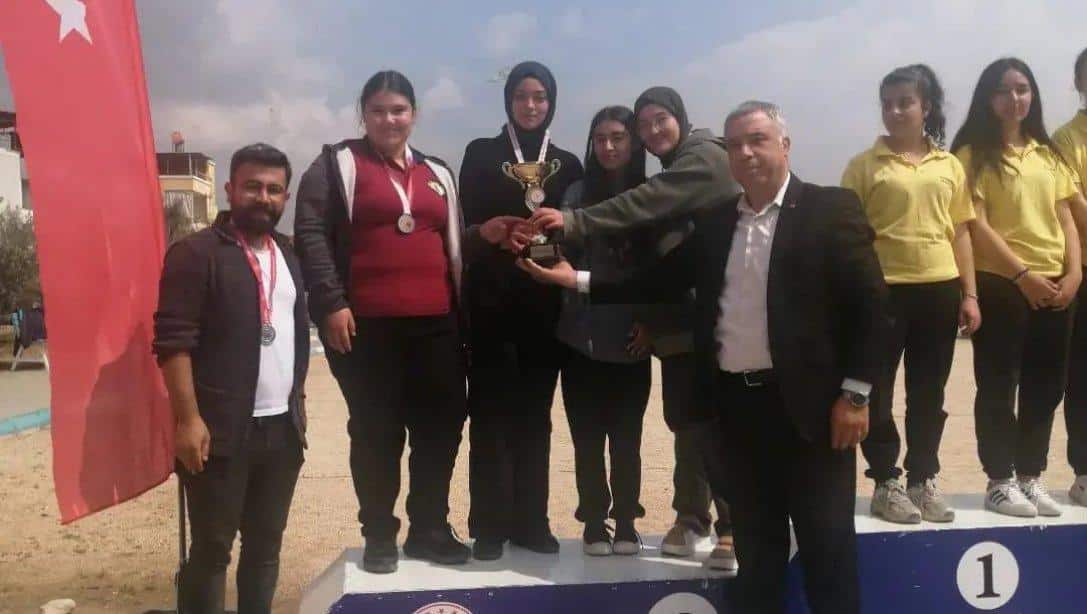 Okul Sporları Bocce Branşında Kızlar Kategorisinde Adana 2'ncisi Olan Kılıçlı Anadolu Lisesi Öğrencilerimizi Ve Bu Başarıda Emeği Geçen Öğretmen Ve İdarecilerimizi Tebrik Ediyoruz.