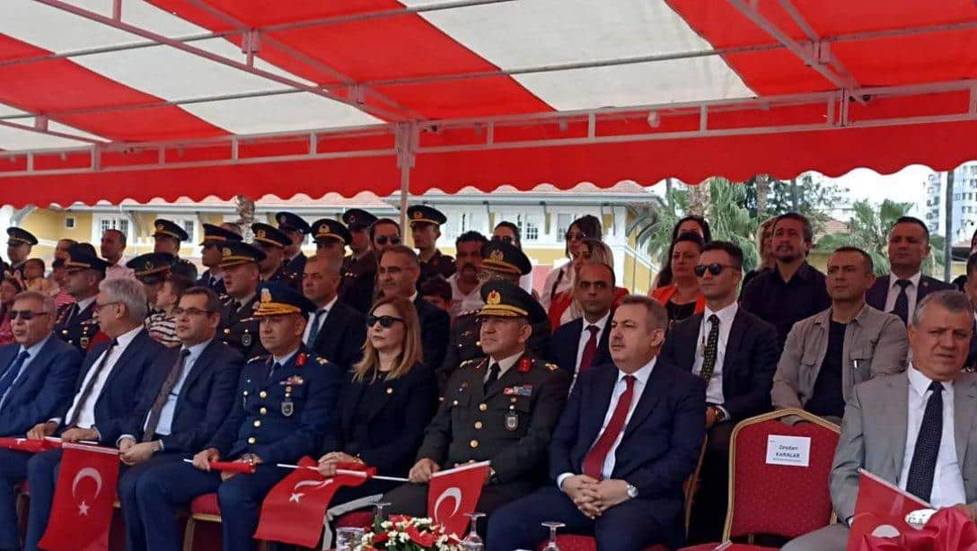 İlçe Milli Eğitim Müdürümüz Sayın Uygar İNAL, 19 Mayıs Atatürk'ü Anma Ve Gençlik Spor Bayramı Törenine Katıldı.